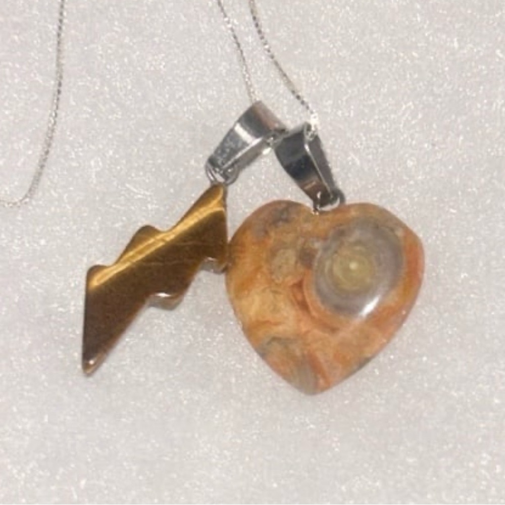 Boho hippie Agate Heart ❤️ and Tigers Eye Lightning bolt Silver 16” Necklace